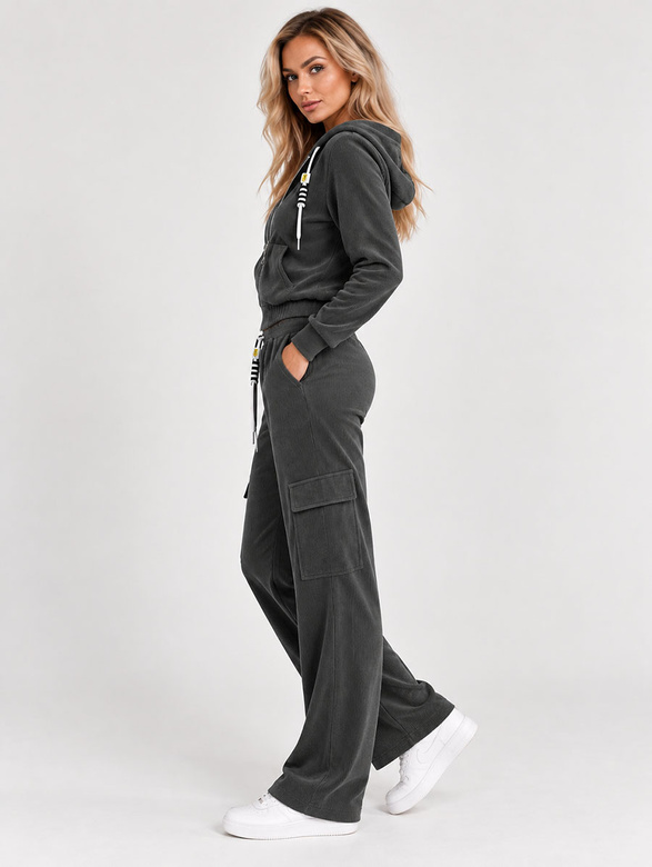 Trening cu pantaloni de tip cargo, de culoare grafit