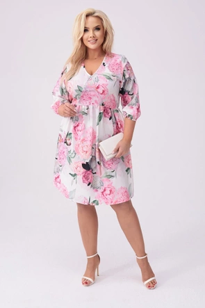 Rochie plus size cu imprimeu floral în nuanțe de ecru