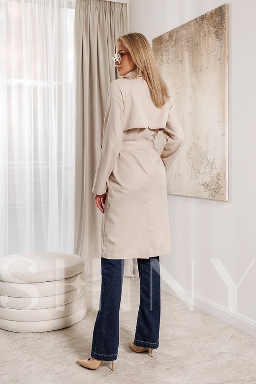 Palton clasic de culoare bej deschis, cu curea