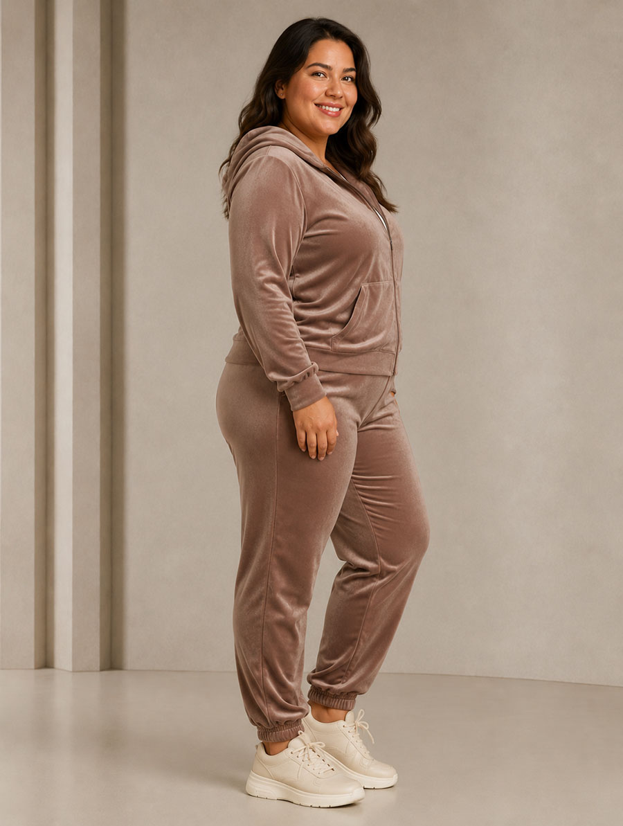 Set plus size: hanorac + pantaloni de trening din velur bej