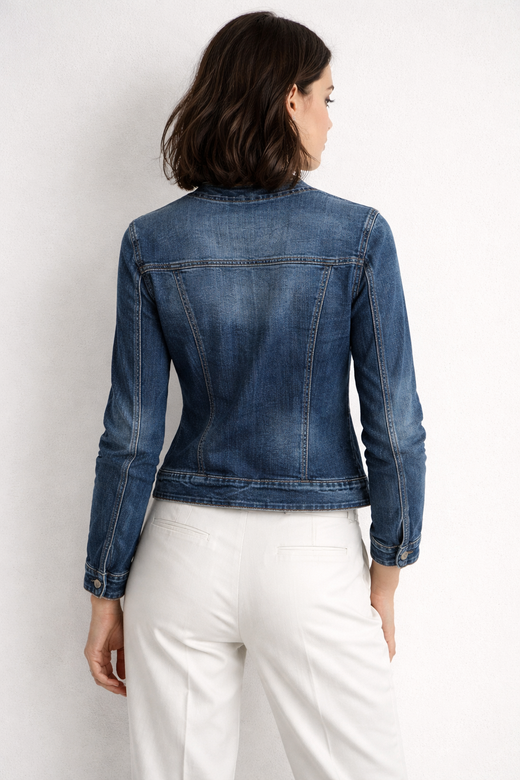 Jachetă din denim mulată, cu decolteu rotund