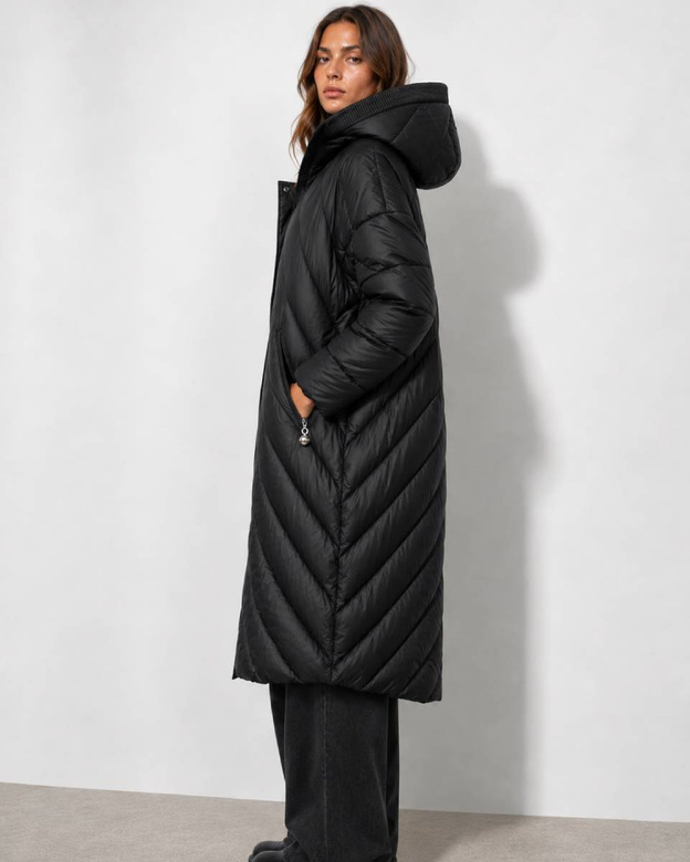 Jachetă de iarnă neagră matlasată, oversize