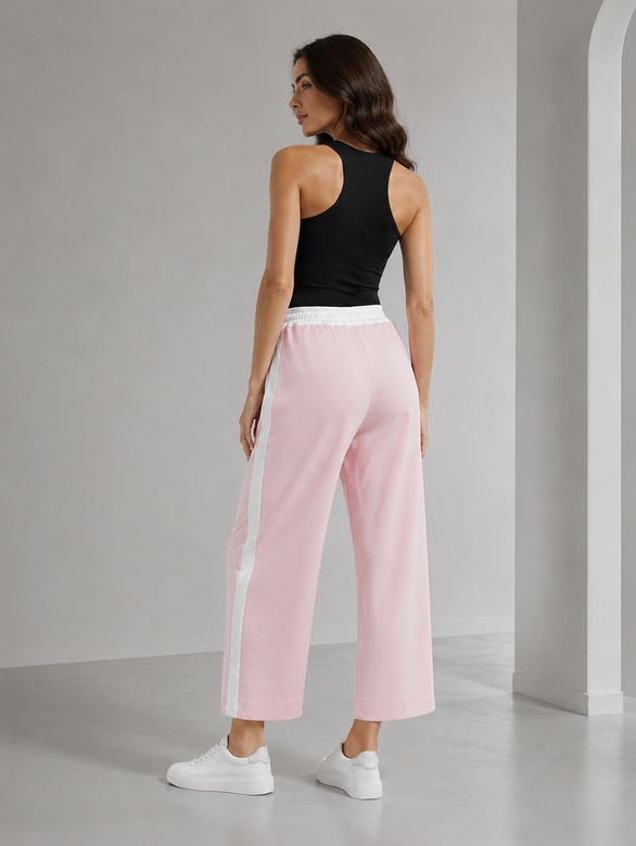 Pantaloni pentru femei de culoare roz pudră, cu croi larg