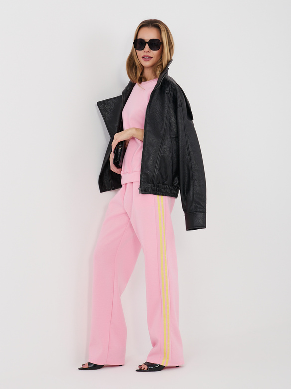 Set sportiv roz cu hanorac oversize