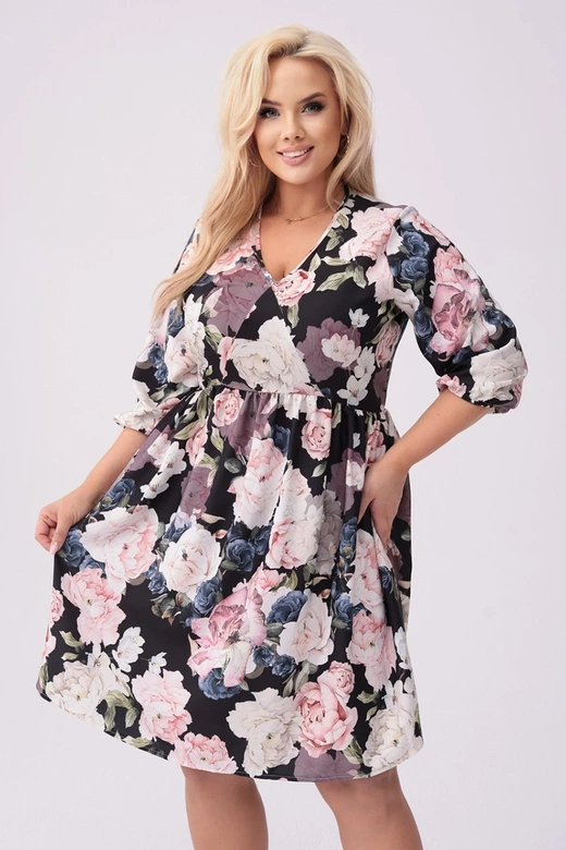 Rochie plus size cu imprimeu floral, neagră