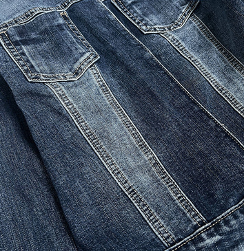 Jachetă din denim mulată, cu decolteu rotund
