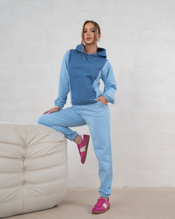 Set de trening albastru cu glugă – hanorac larg cu buzunar de cangur și pantaloni comozi
