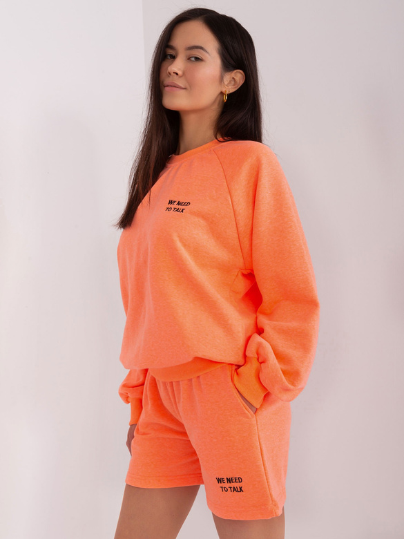 Set portocaliu fluorescent – hanorac lejer și pantaloni scurți cu buzunare