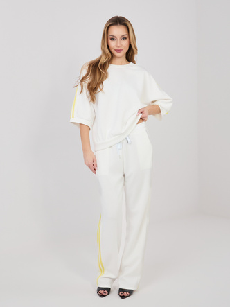 Set sport cu hanorac oversize de culoare ecru