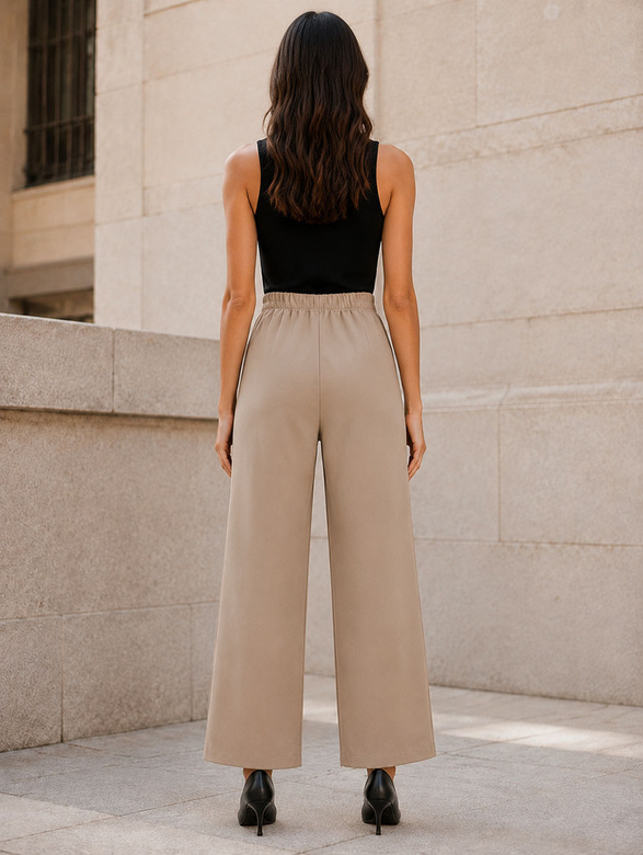 Pantaloni eleganți pentru femei, de culoare bej închis, cu nasturi aurii