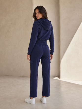 Trening cu pantaloni de tip cargo, de culoare bleumarin