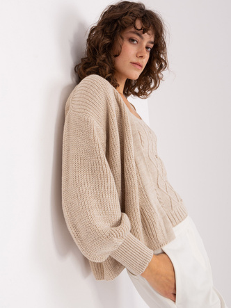 Set din tricot, de culoare bej, format din două piese: top și pulover