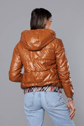 Jachetă universală de culoare caramel, cu glugă