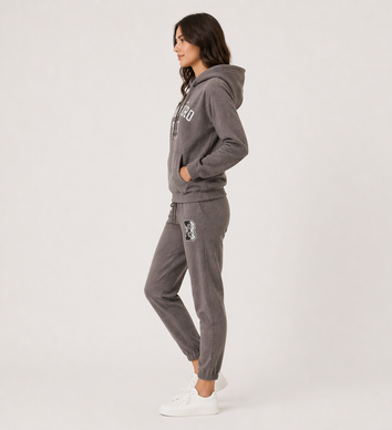 Set de trening maro pentru femei – hanorac cu glugă + pantaloni 7/8