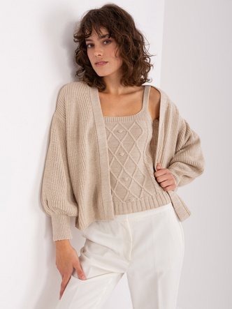 Set din tricot, de culoare bej, format din două piese: top și pulover