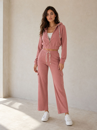 Trening cu pantaloni de tip cargo, roz