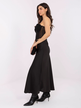 Fustă neagră satinată, în stil glamour