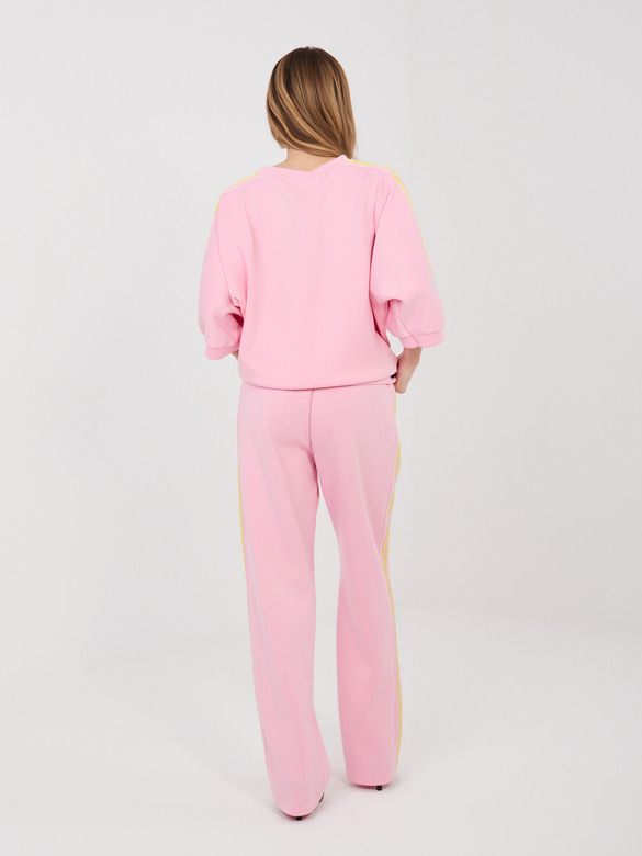 Set sportiv roz cu hanorac oversize