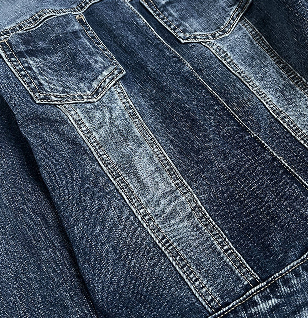 Jachetă din denim mulată, cu decolteu rotund