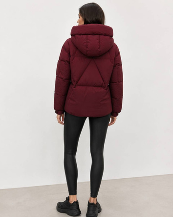 Jachetă de damă de culoare burgund, cu glugă, în stil oversize