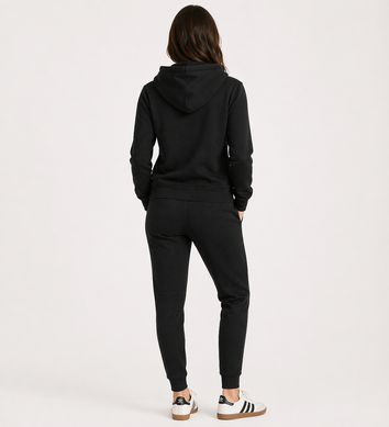 Set de trening negru pentru femei – hanorac cu glugă + pantaloni 7/8