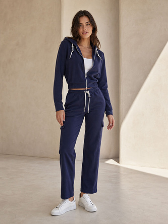 Trening cu pantaloni de tip cargo, de culoare bleumarin